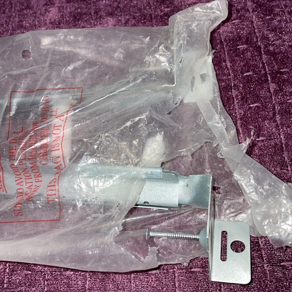 Sliding pocket door track hardware I believe kit with screws for top and bottom - Picture 4 of 4